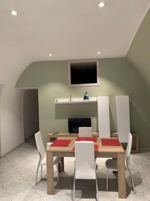 Casa - Torre Dell'Orologio Apartment Canosa di Puglia Luaran gambar